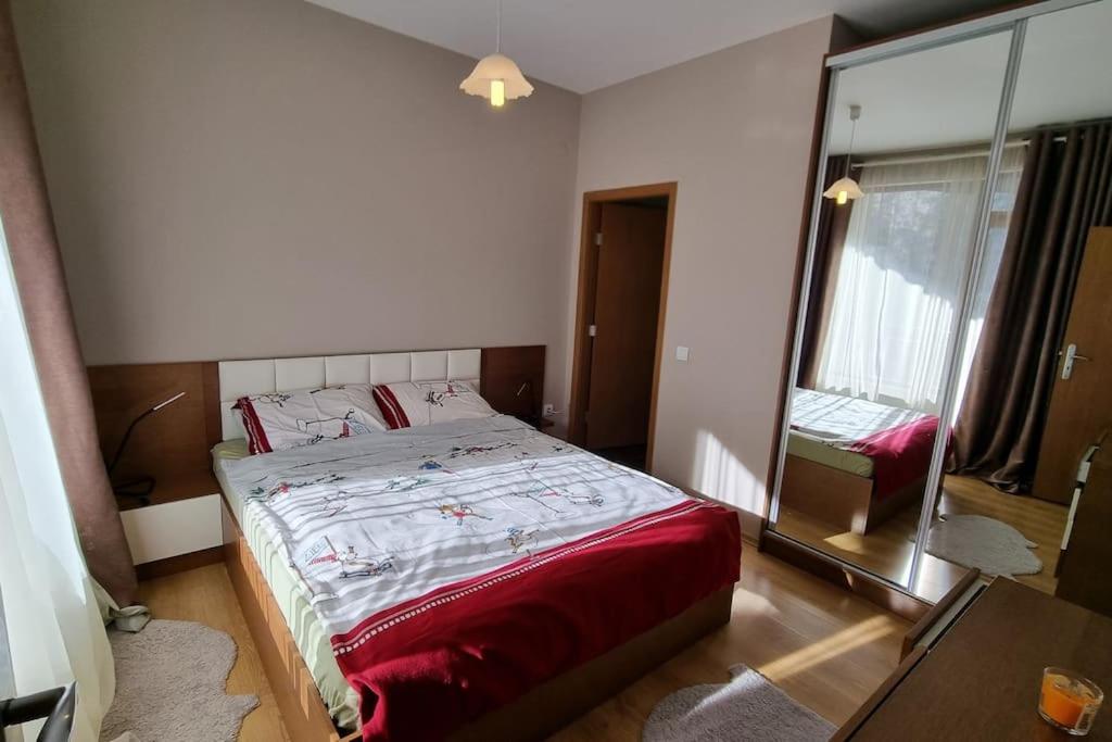 BH & Semiramida Ski Apartment
