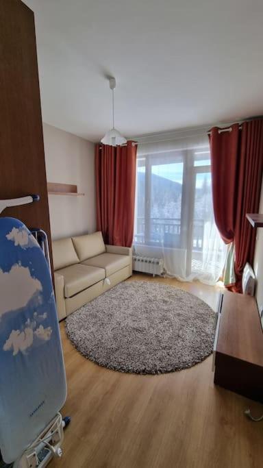 BH & Semiramida Ski Apartment