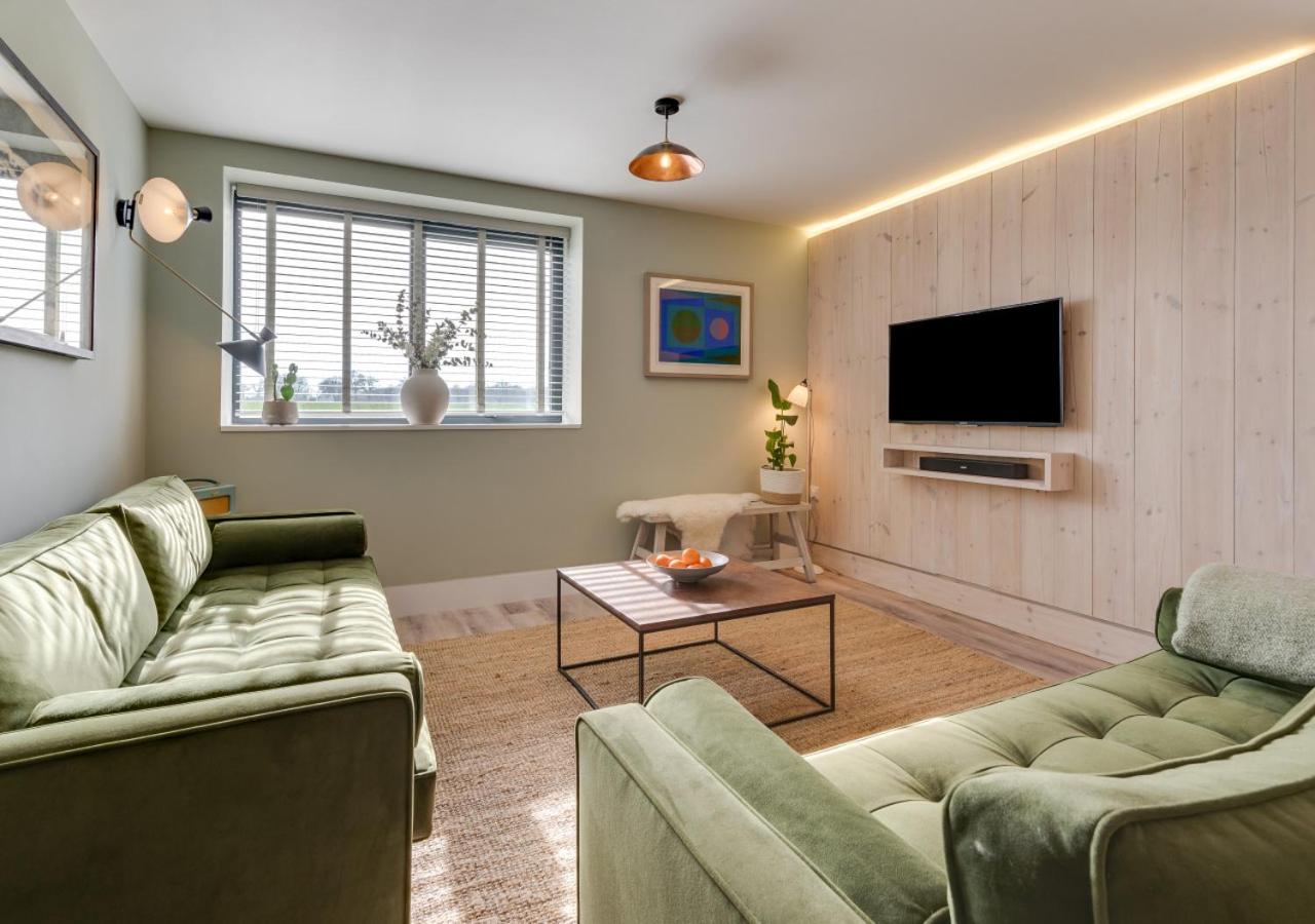 3 Bed in Henham oc-3nvf view 5