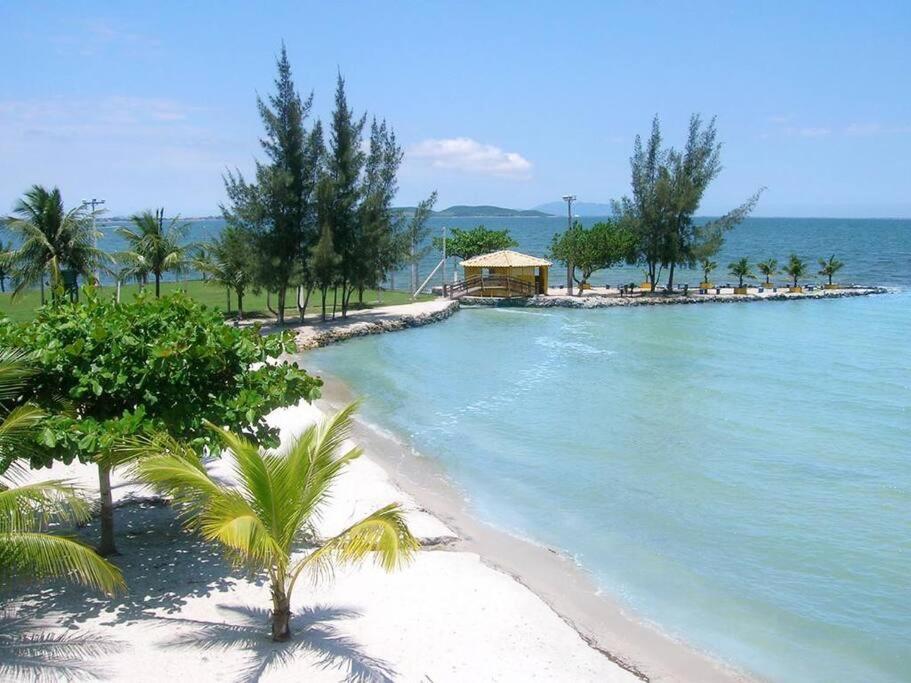 Um sonho de casa frente à laguna