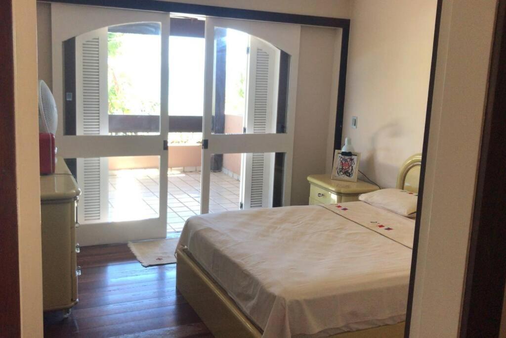Um sonho de casa frente à laguna