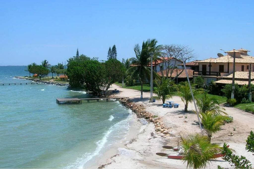 Um sonho de casa frente à laguna