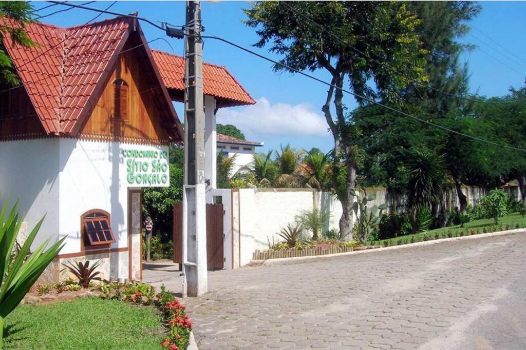 Um sonho de casa frente à laguna
