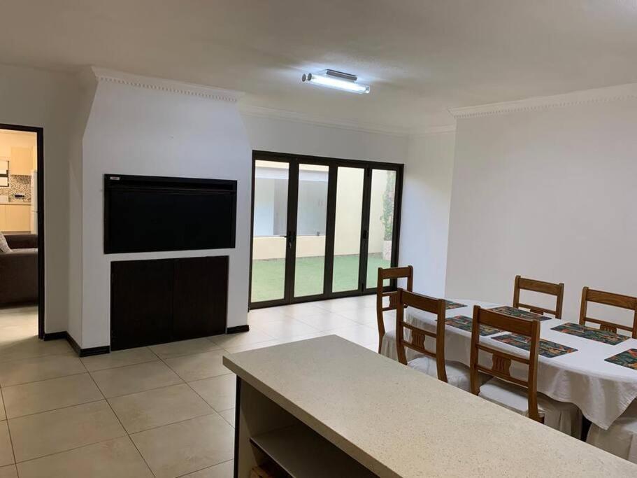 Fairways Villa @ Bunker Close view 3