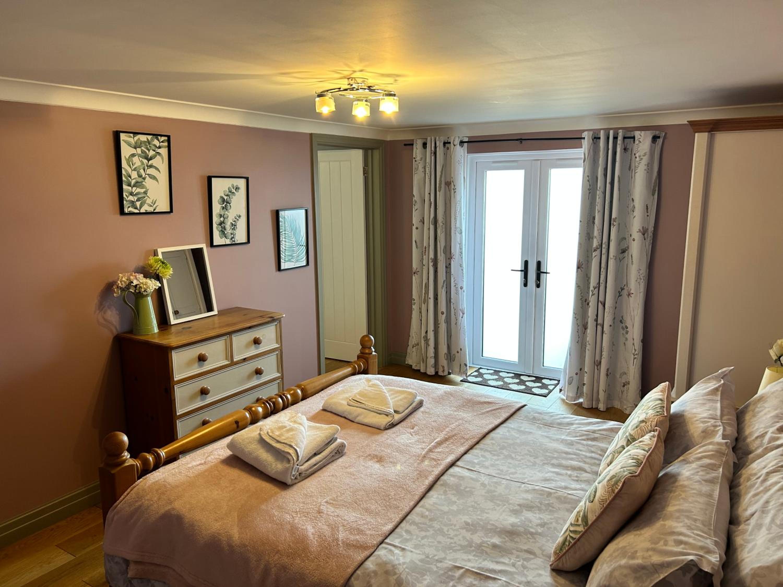 The Dairy, Bramble Farm Cottages