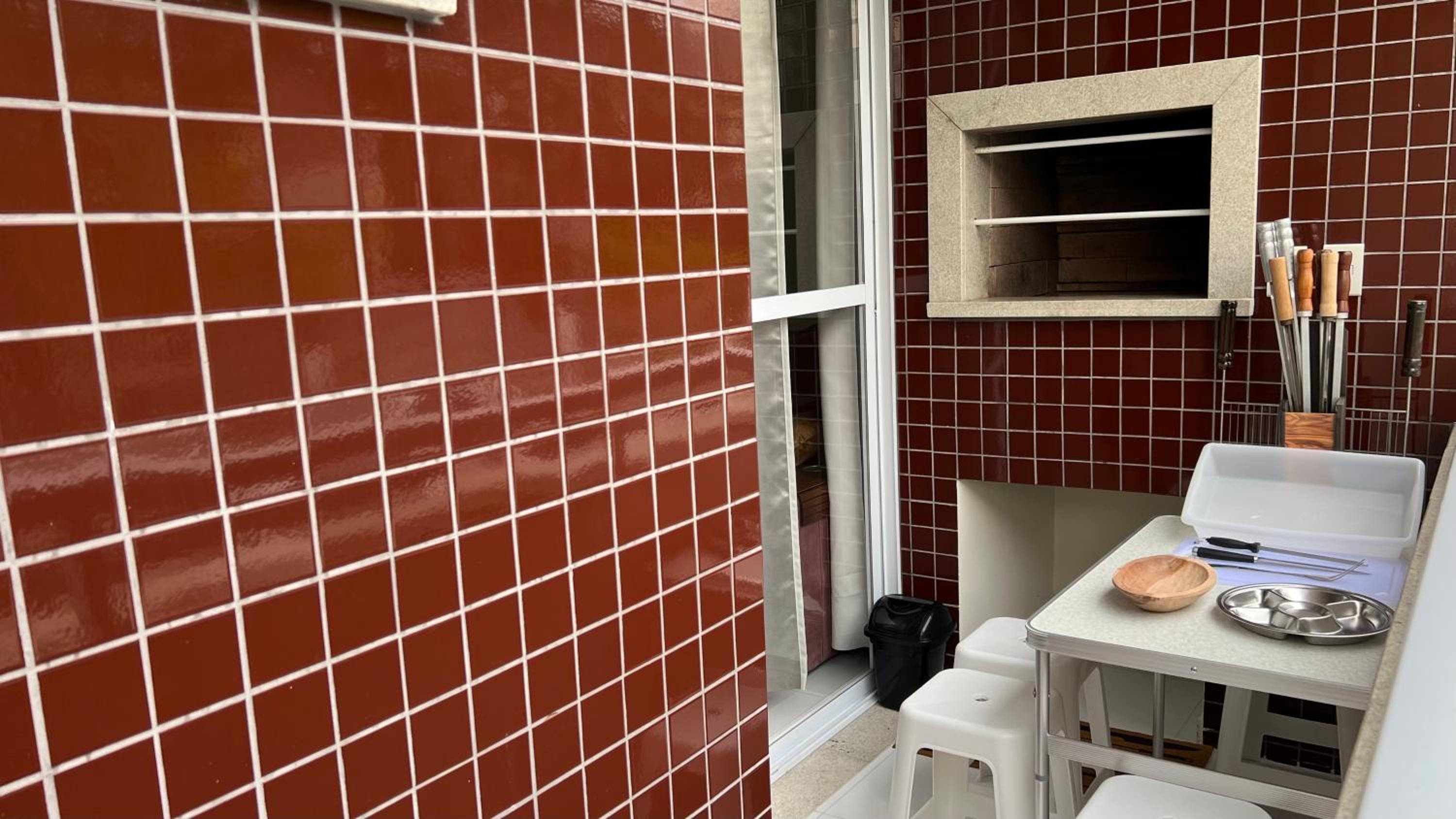Ap Top Canasvieiras 01 - Apartamento em Canasvieiras com piscina e 2 garagens