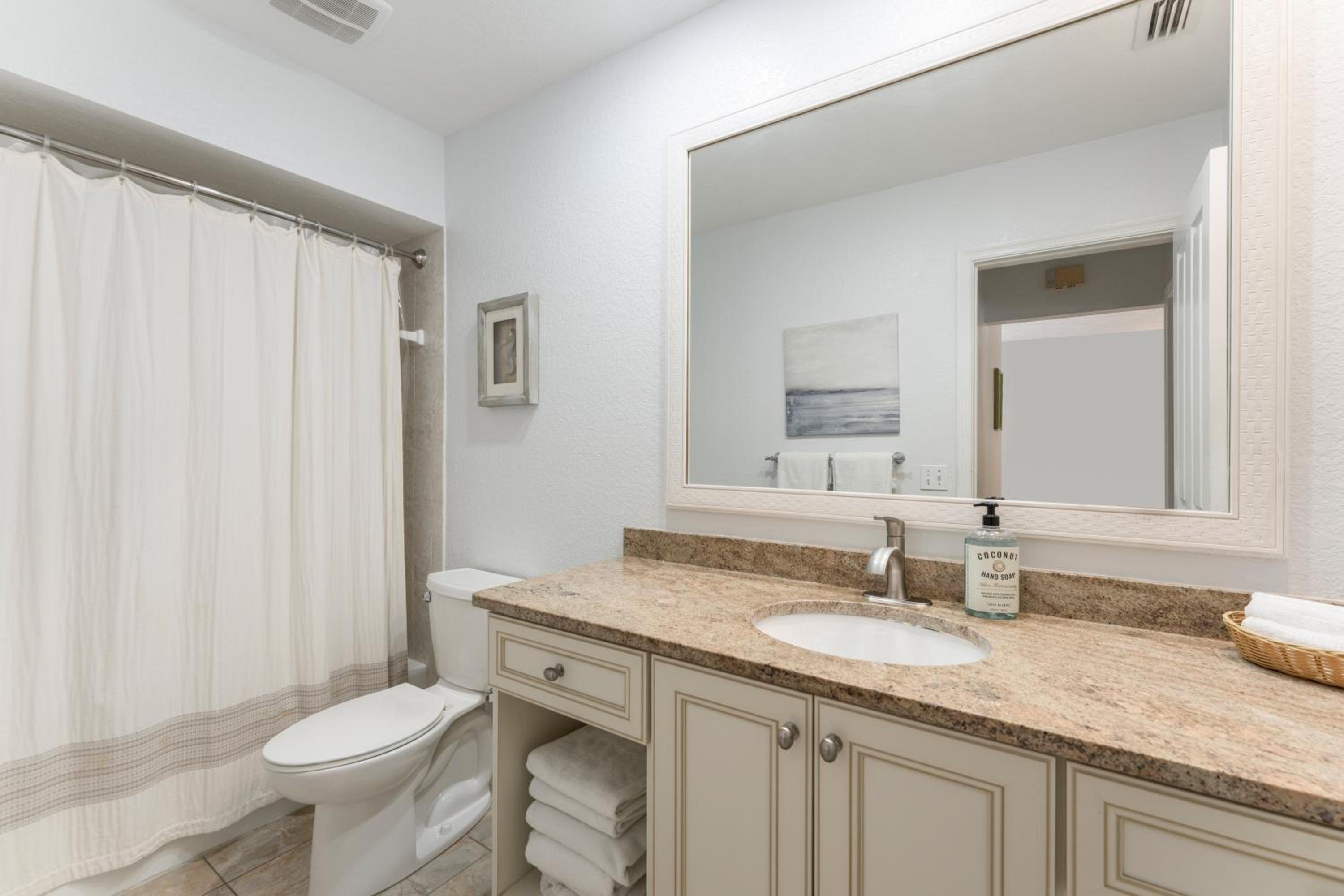 An Island Getaway at Palm Tree Villas