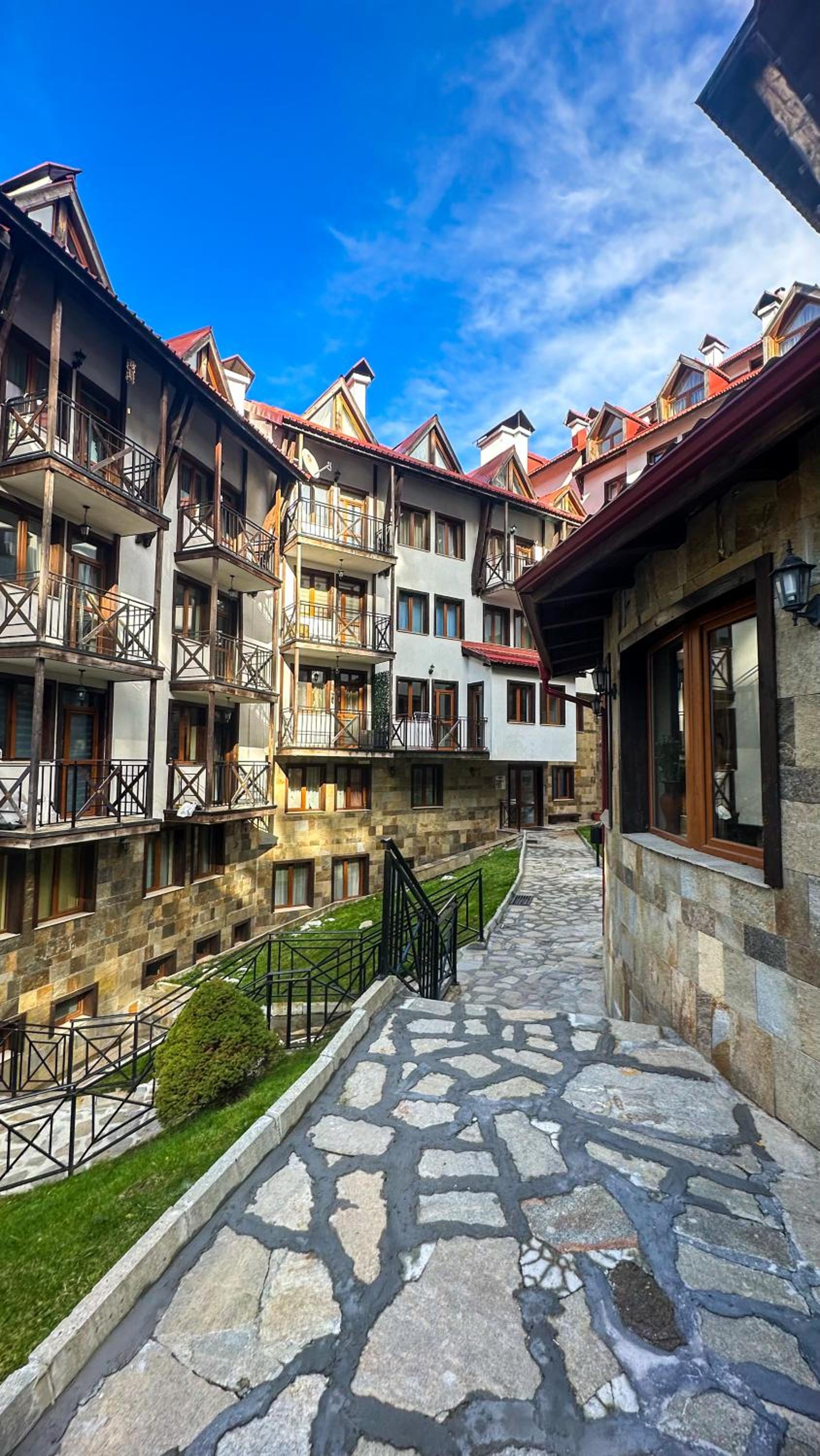 Castle Romance - Pamporovo