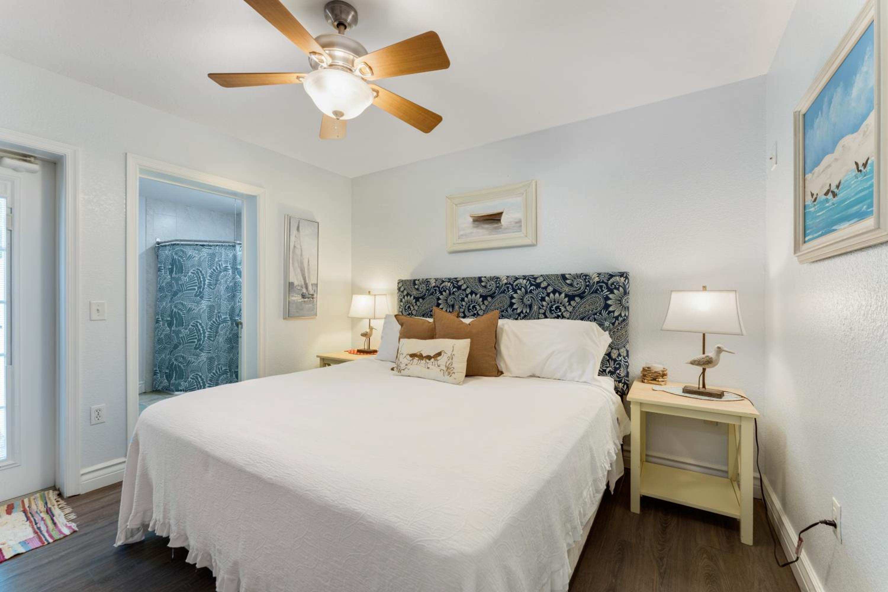 An Island Getaway at Palm Tree Villas