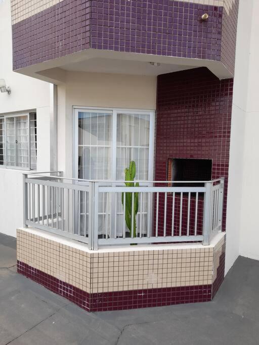 Condomínio com piscina