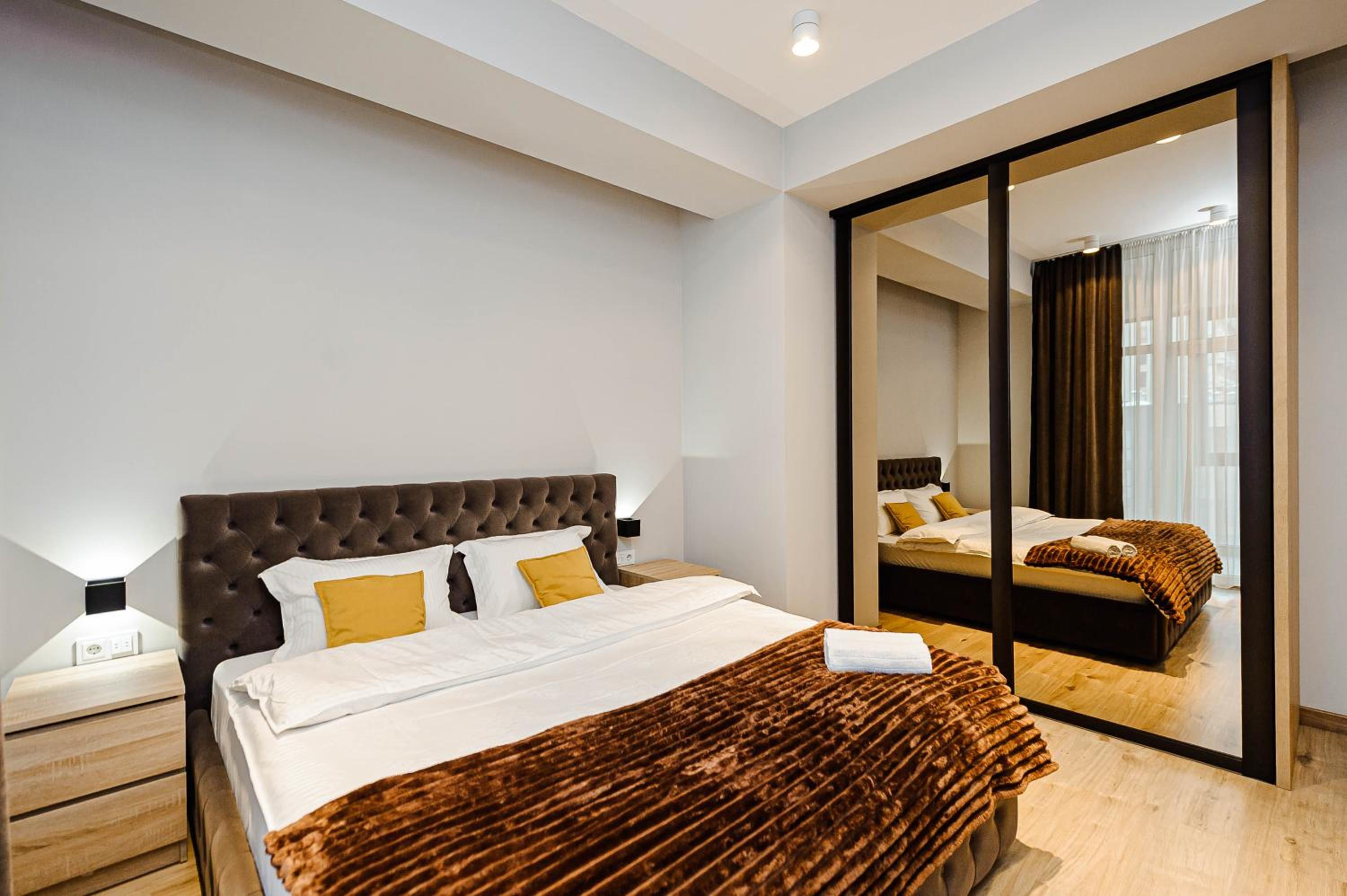 Luxury Ultracentral SkyHouse Apartment with an open balcony view 2