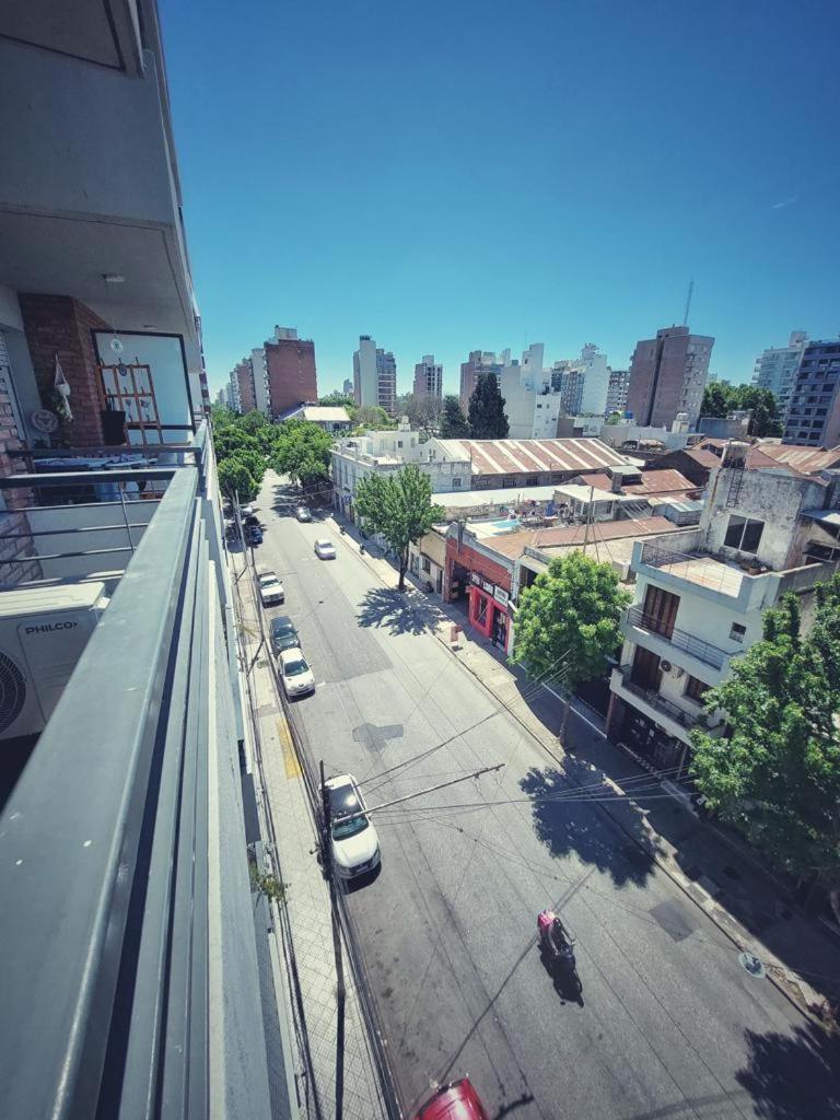 Moderno departamento en zona céntrica.