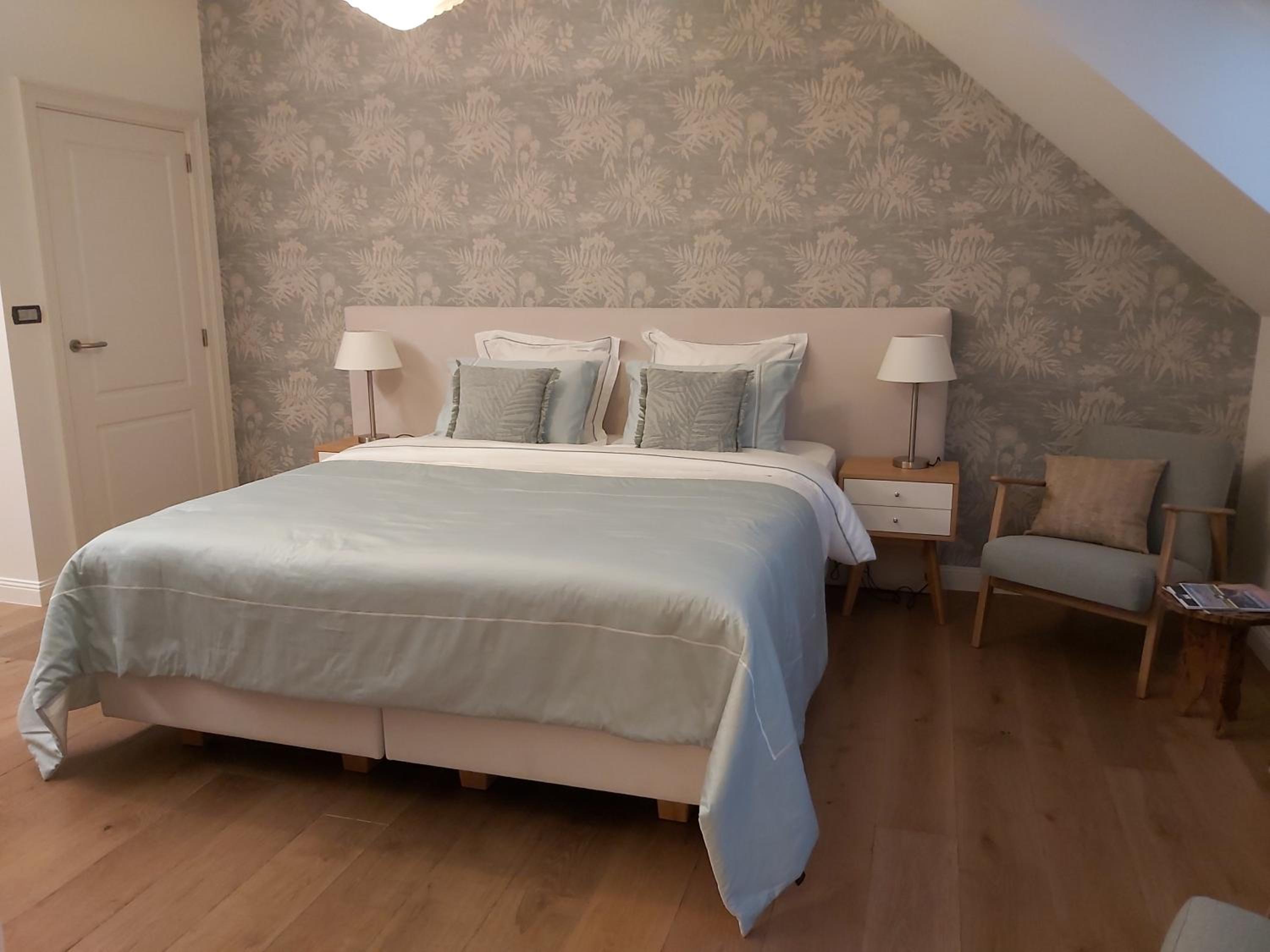 B&B Asmara