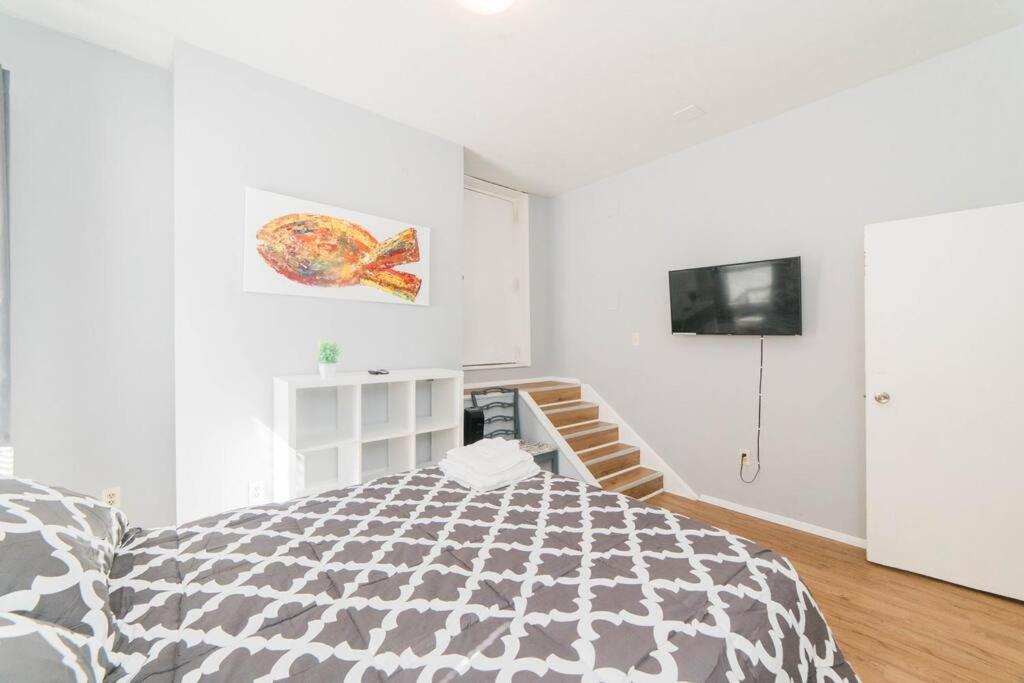 Parking - Walkable - GroupStays - Washer view 2