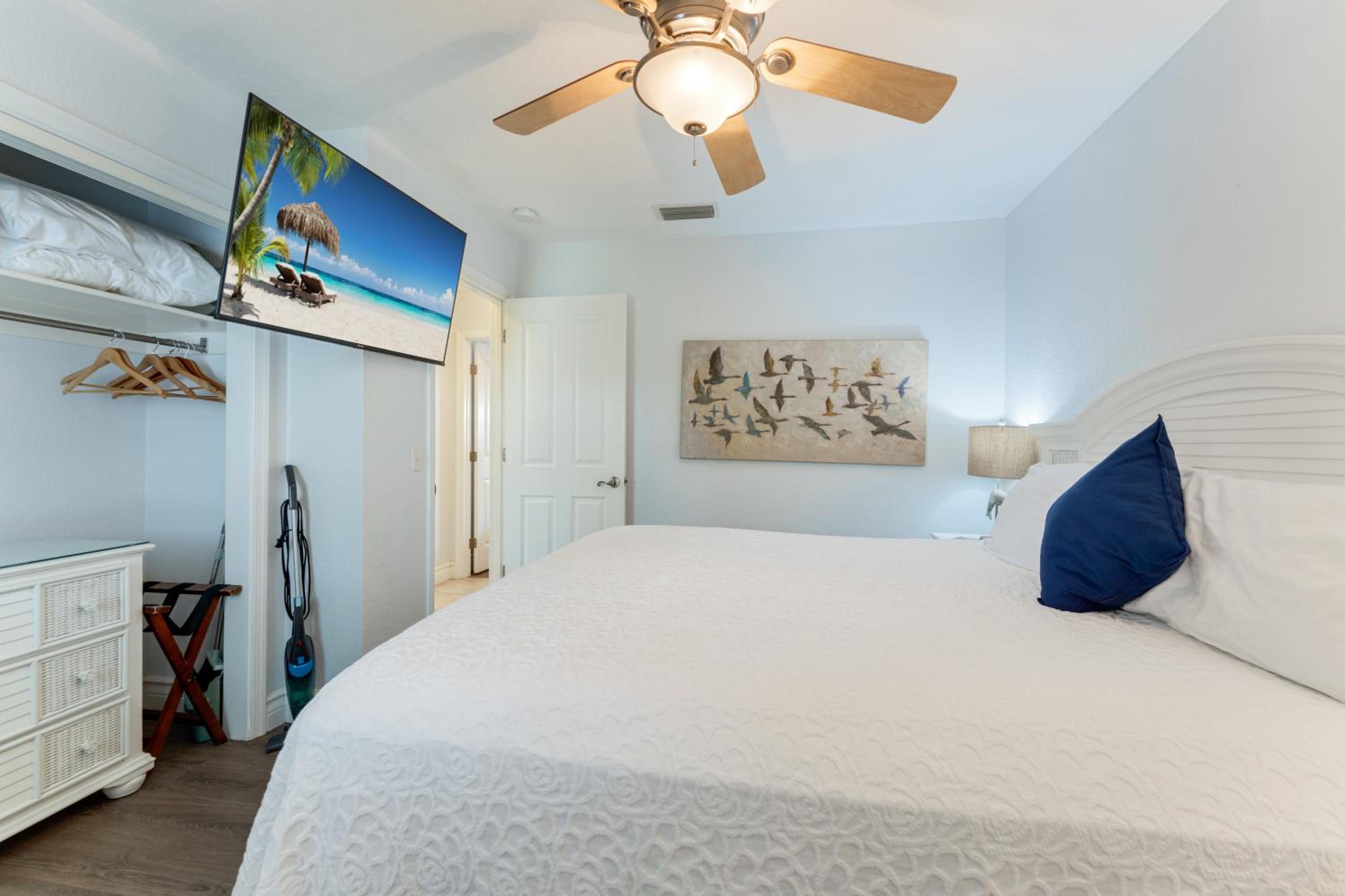 An Island Getaway at Palm Tree Villas