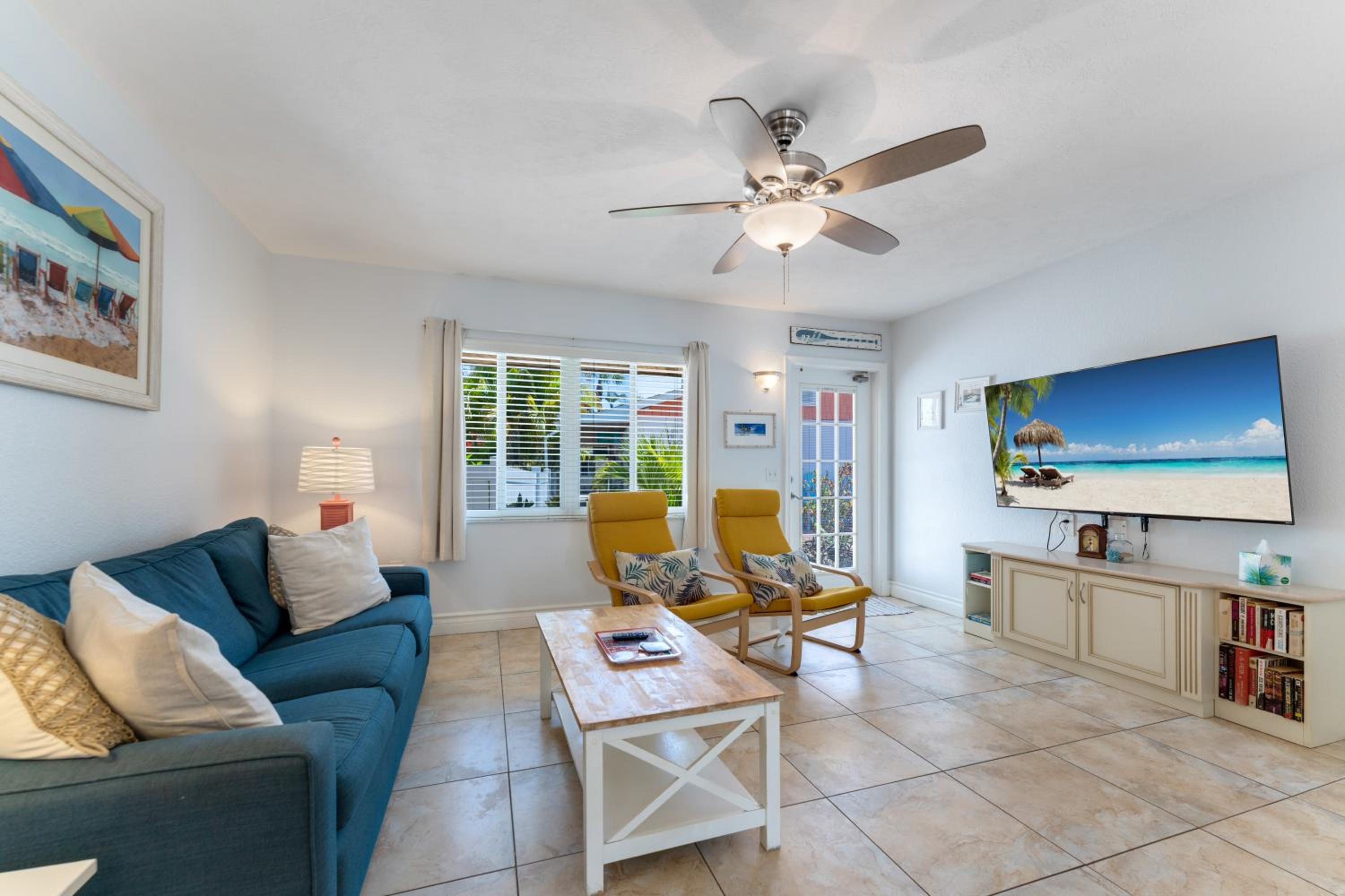 An Island Getaway at Palm Tree Villas