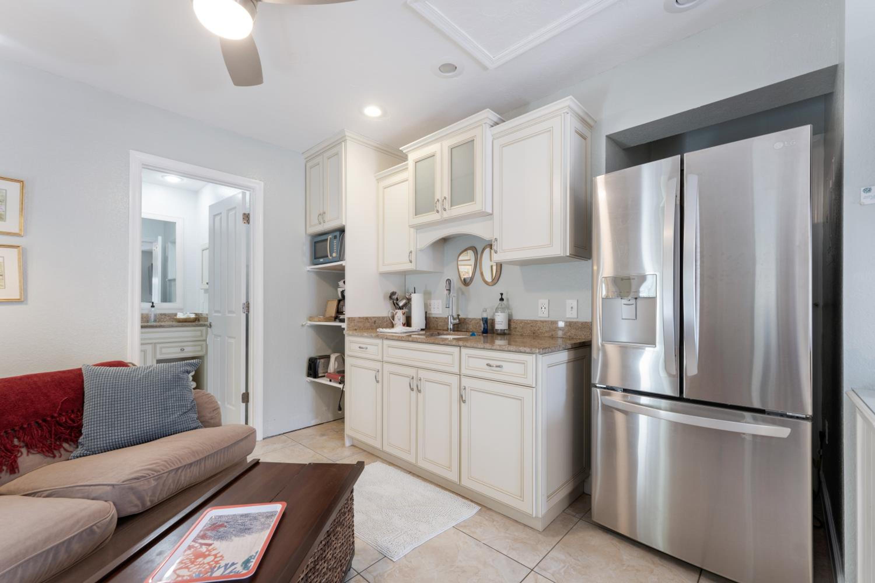 An Island Getaway at Palm Tree Villas