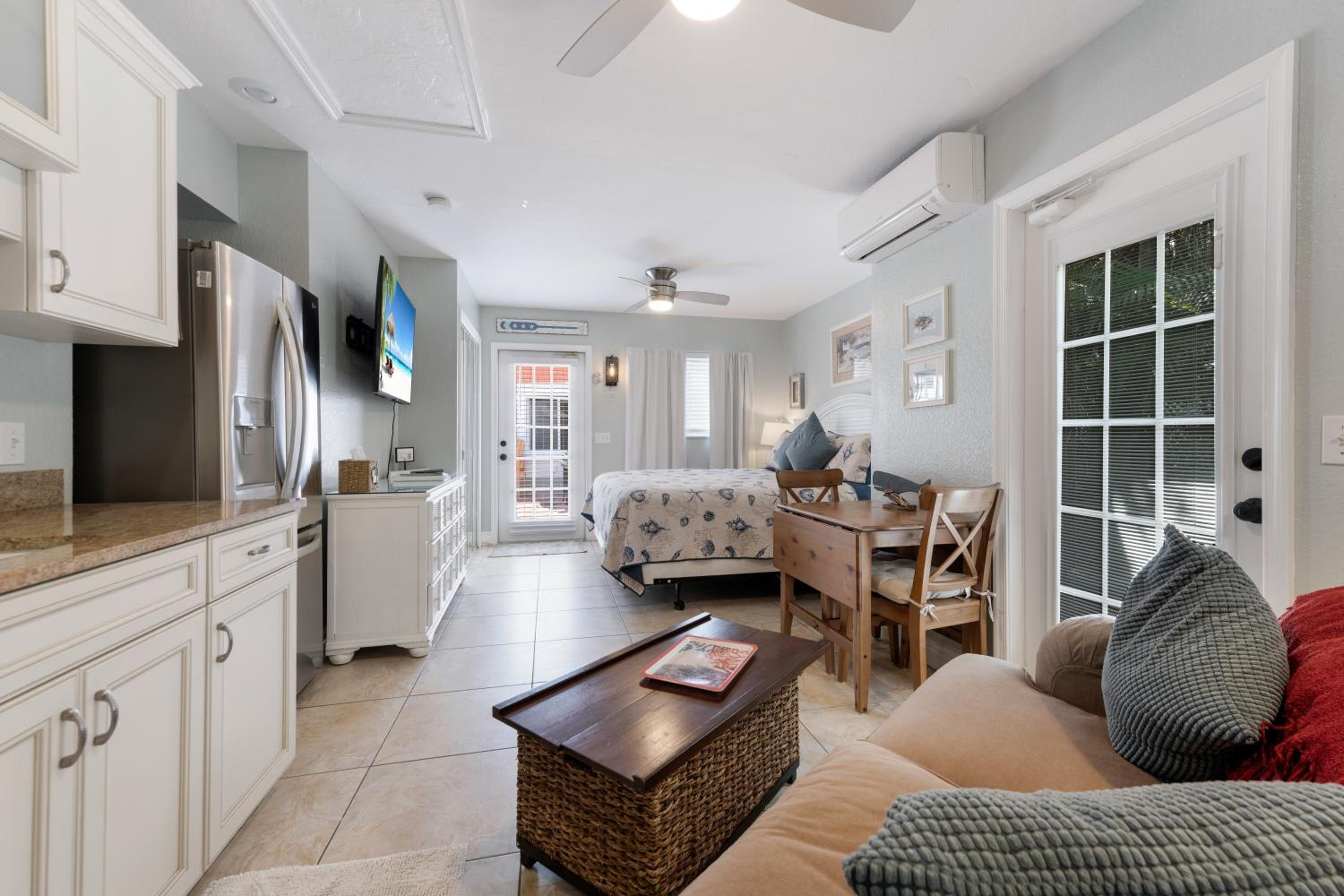 An Island Getaway at Palm Tree Villas