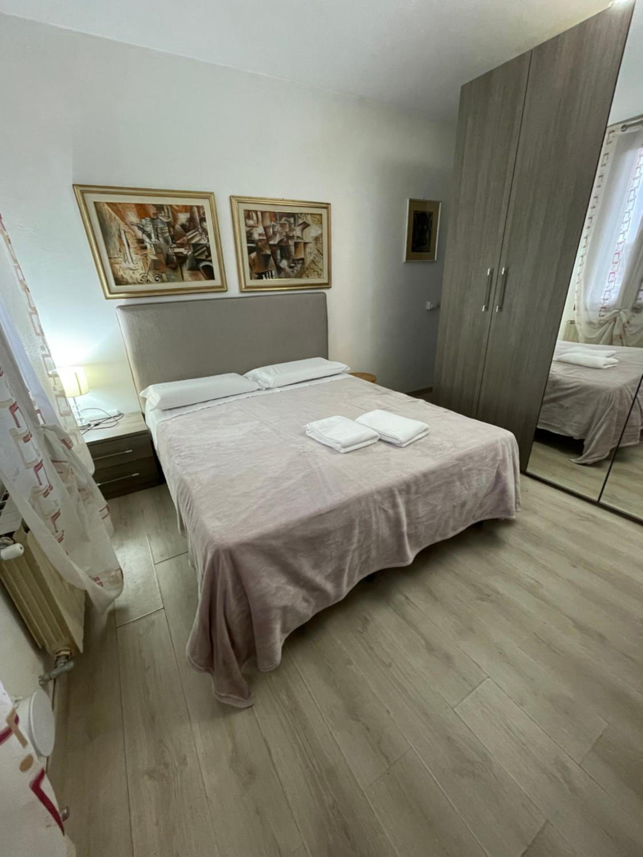 Sunset Venice Guest House
