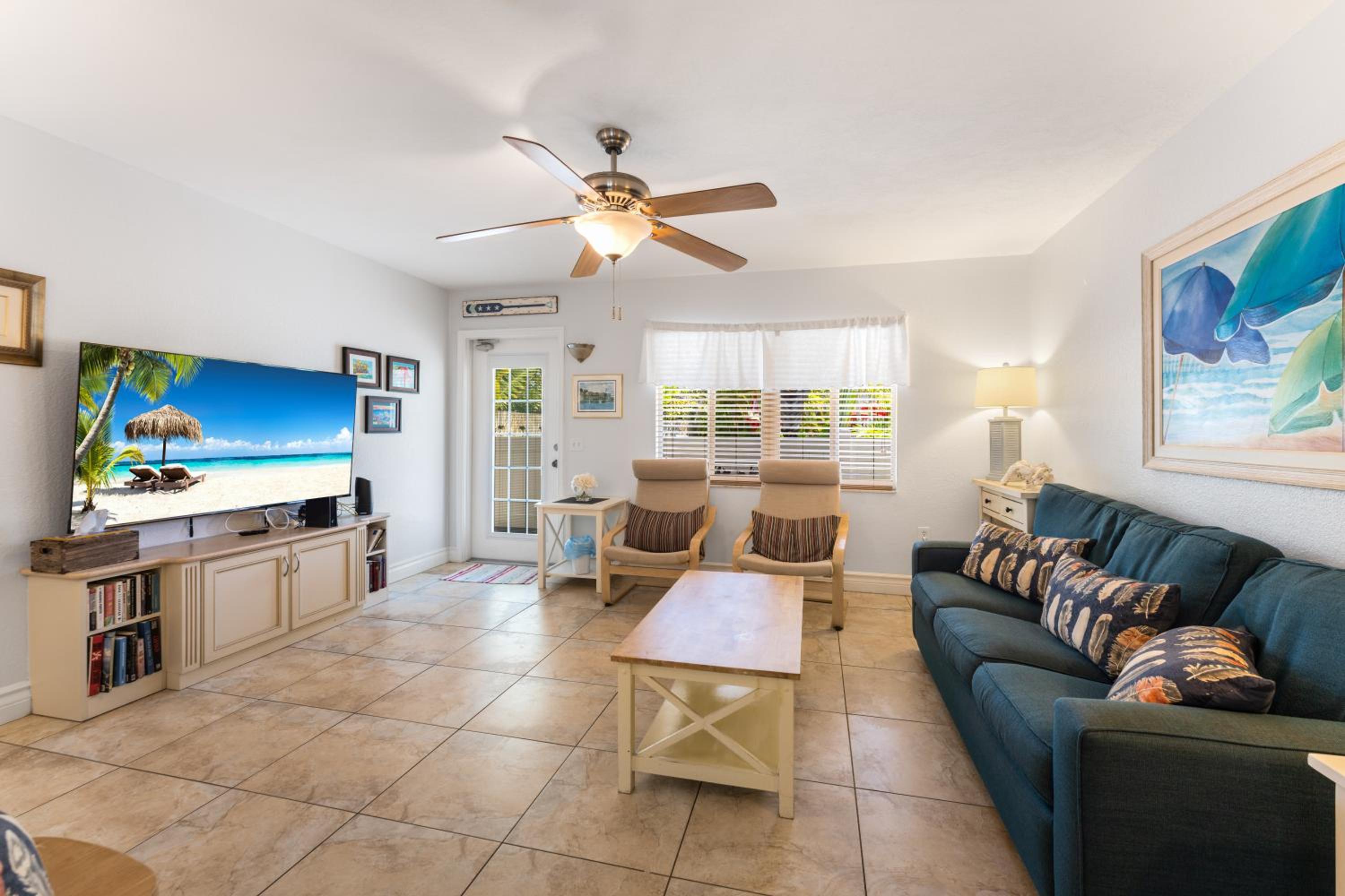An Island Getaway at Palm Tree Villas