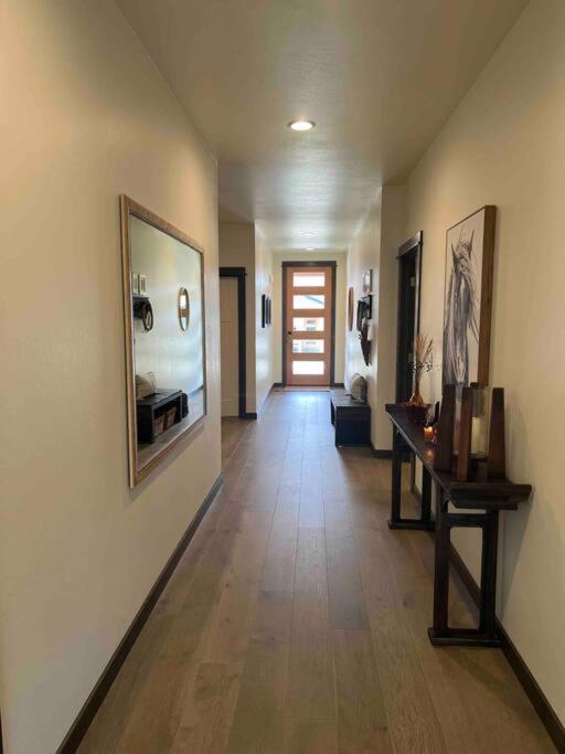 Awesome New Bozeman Townhome - Centrally Located view 3