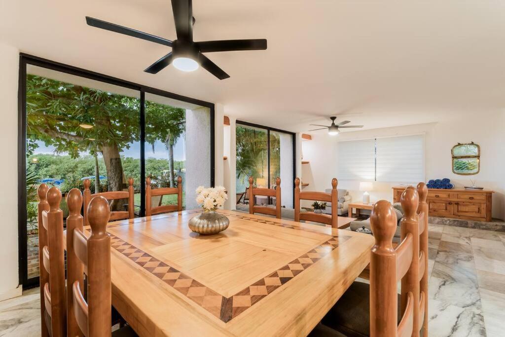 *Villa Sicilia Lagoon front by Casa Paraiso*