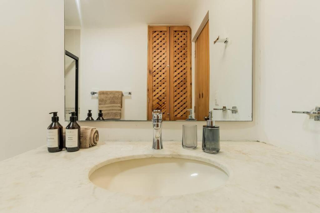 *Villa Sicilia Lagoon front by Casa Paraiso*
