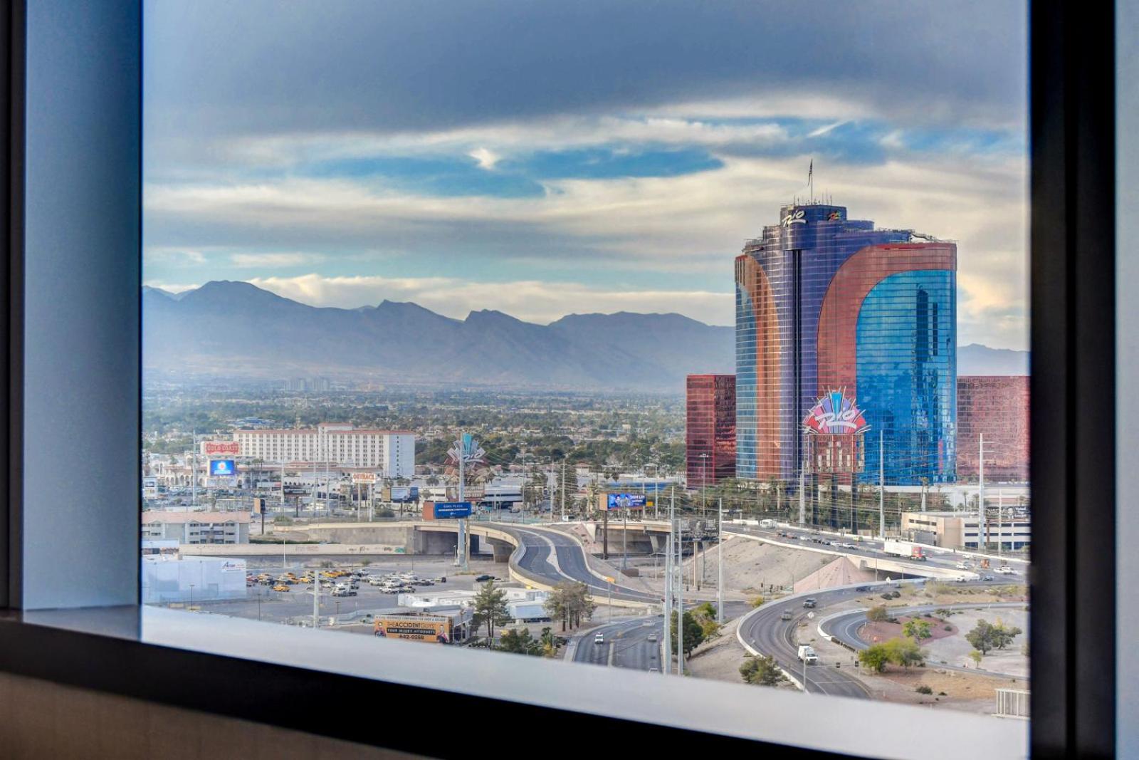 Vdara Hotel & Spa Private Residences 11