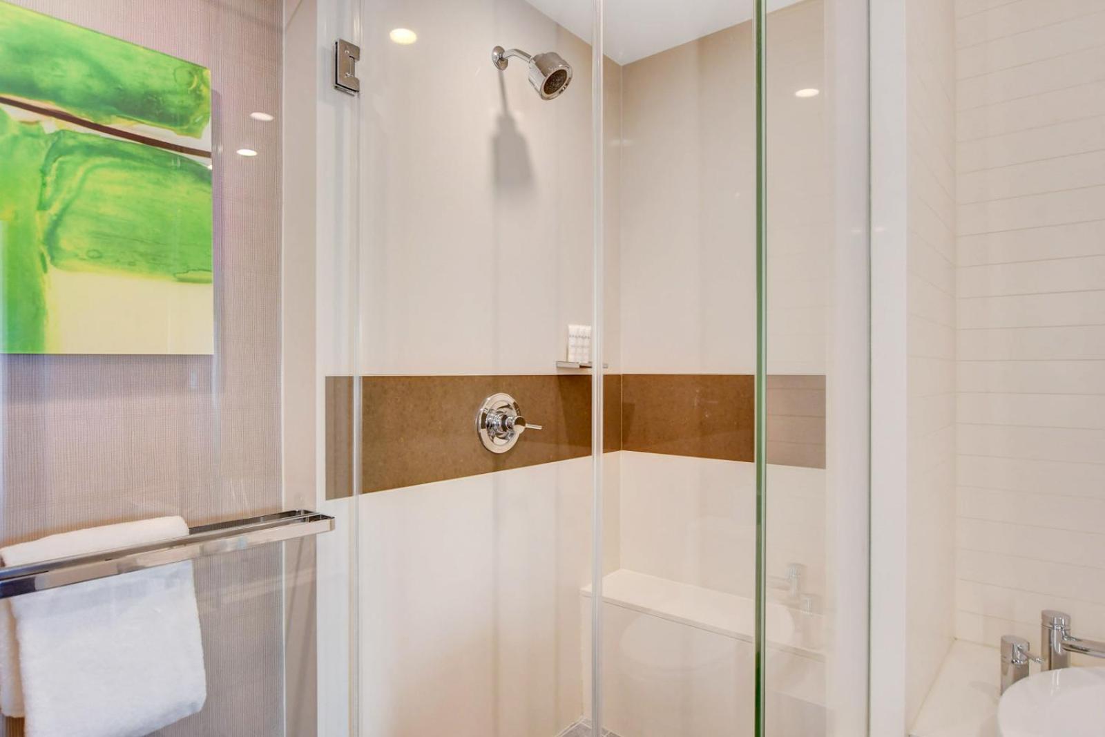 Vdara Hotel & Spa Private Residences 13