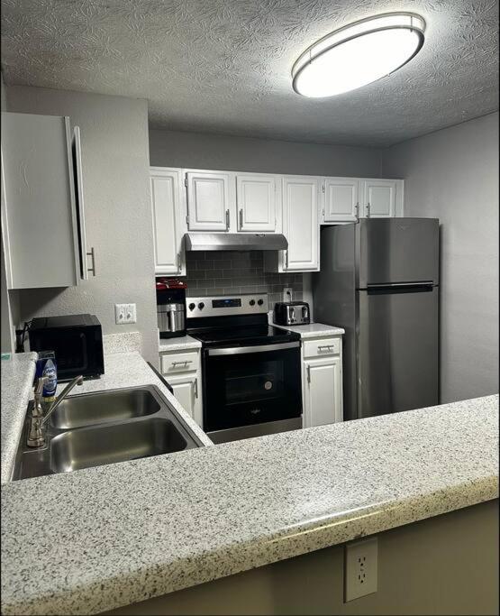 Cozy home near Braves Stadium & Six Flags view 5