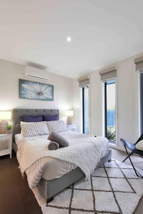 OG Spa Retreat- 3 bedroom, Spa, Central, Aircon
