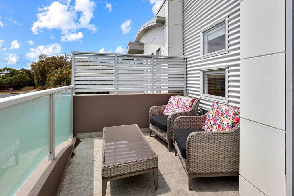 OG Spa Retreat- 3 bedroom, Spa, Central, Aircon