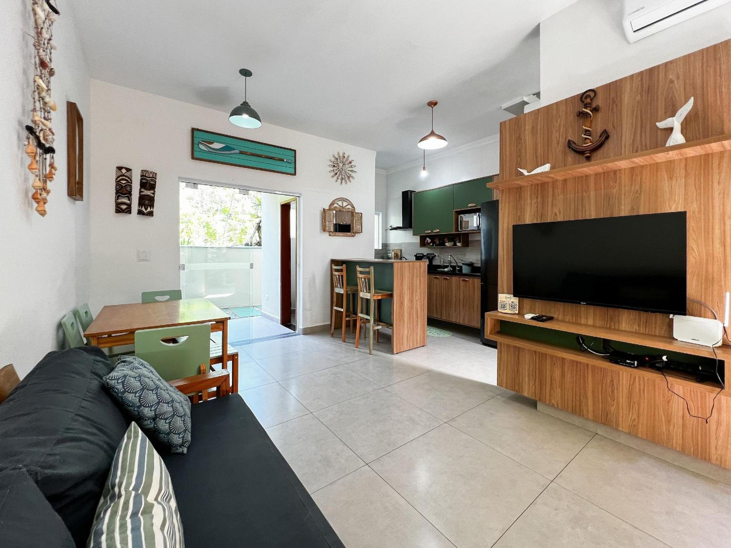 Casa a poucos metros da Praia de Santiago
