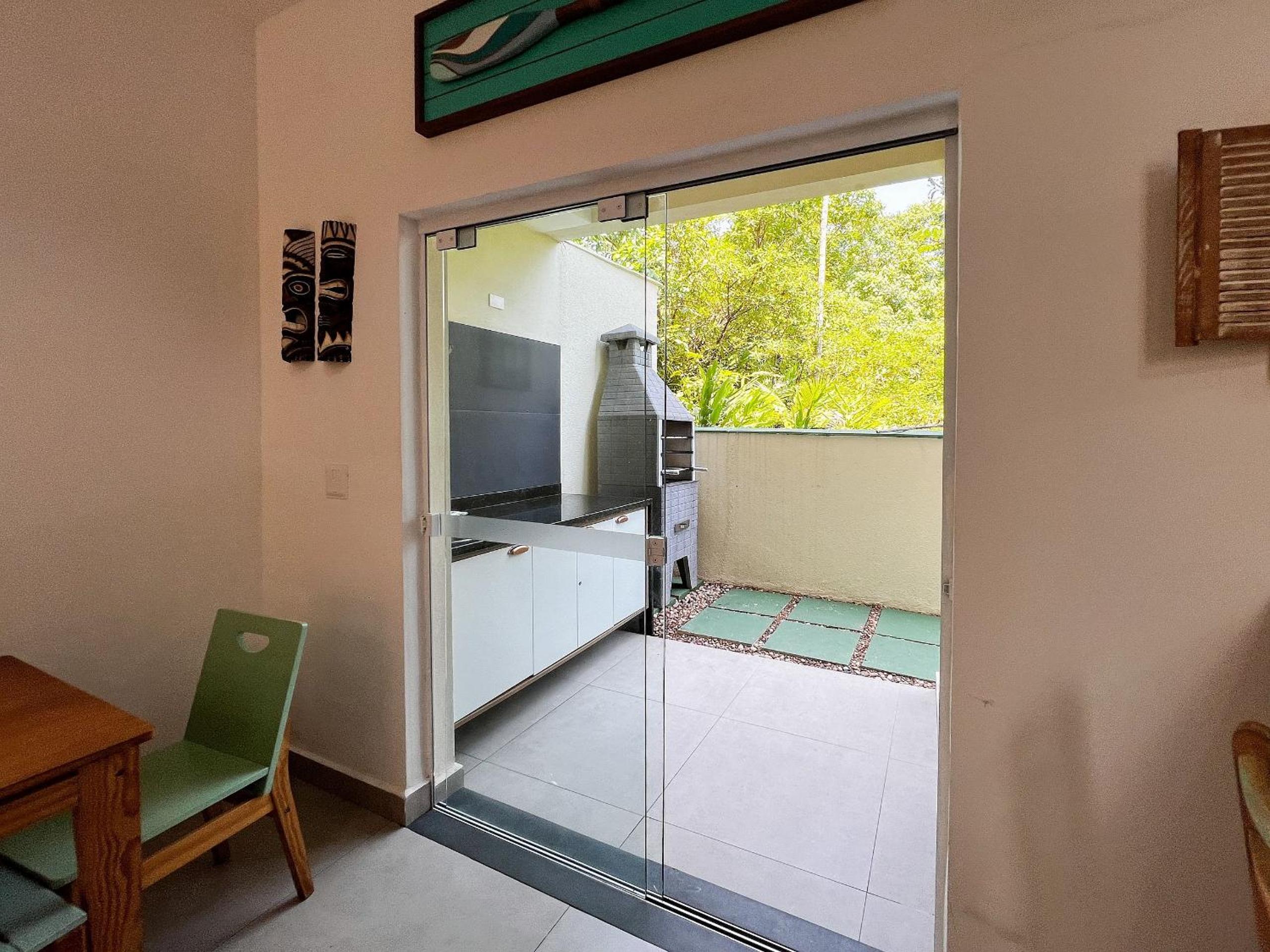 Casa a poucos metros da Praia de Santiago