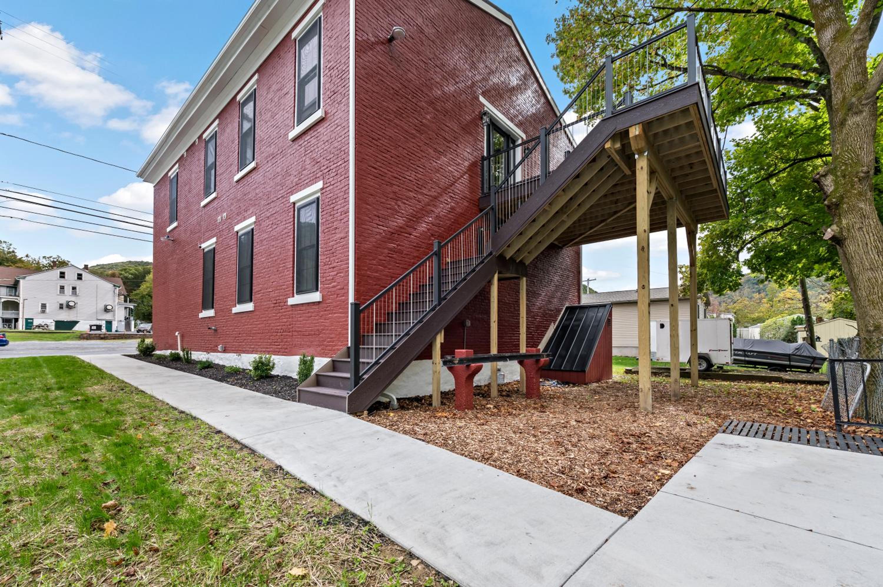 Riverview in Port Clinton - Apt. B view 2