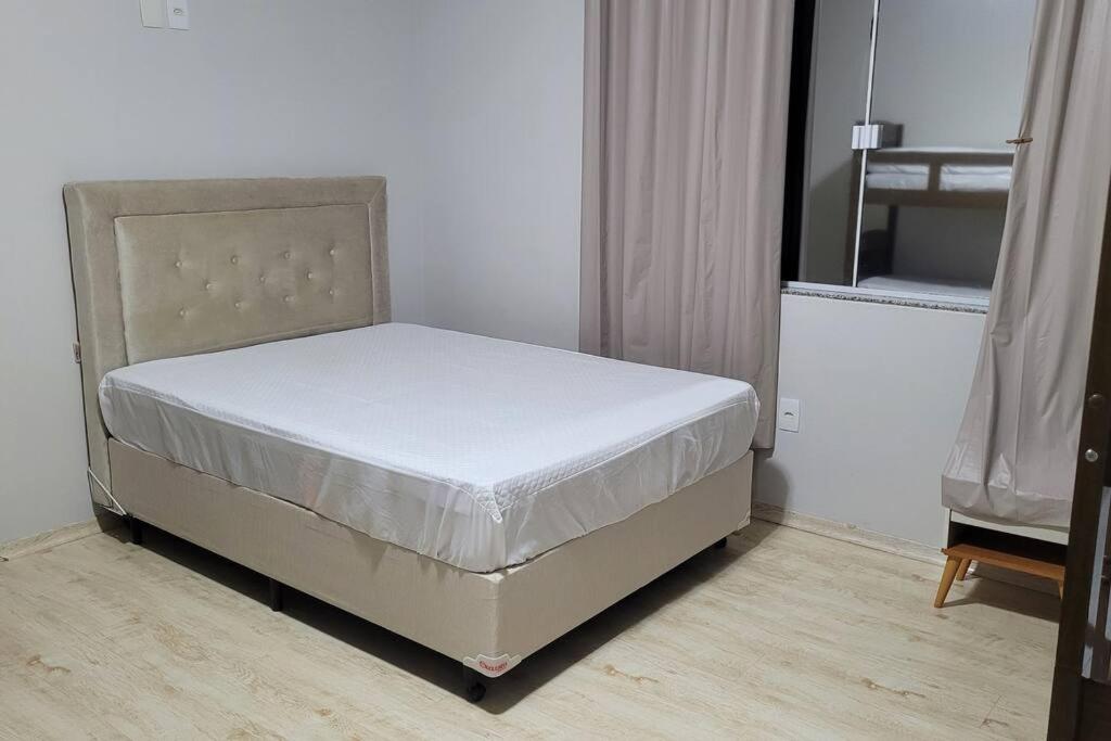 minhacasapraiapalmas istag 4 suítes 30 hosp a combinar