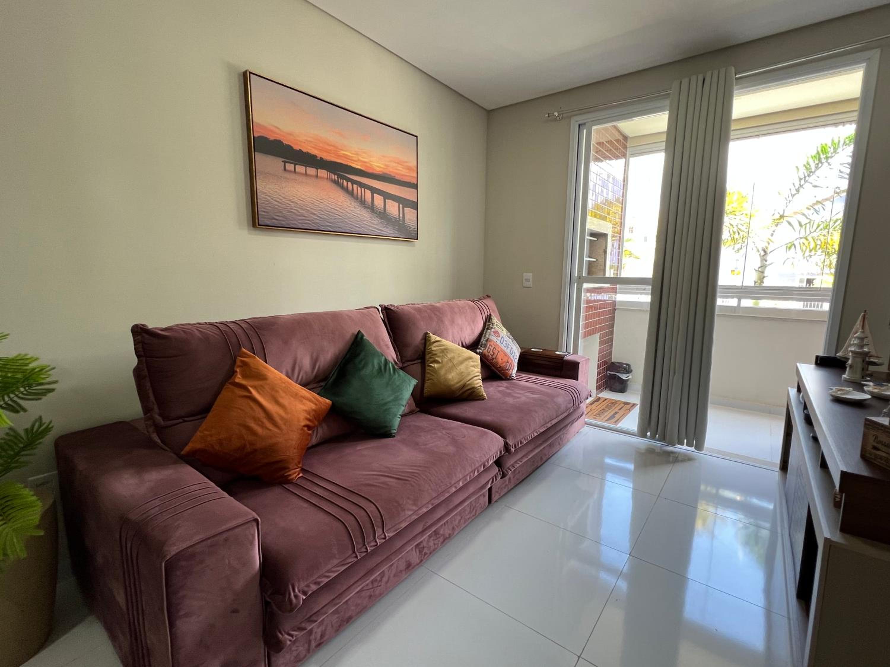 Ap Top Canasvieiras 01 - Apartamento em Canasvieiras com piscina e 2 garagens