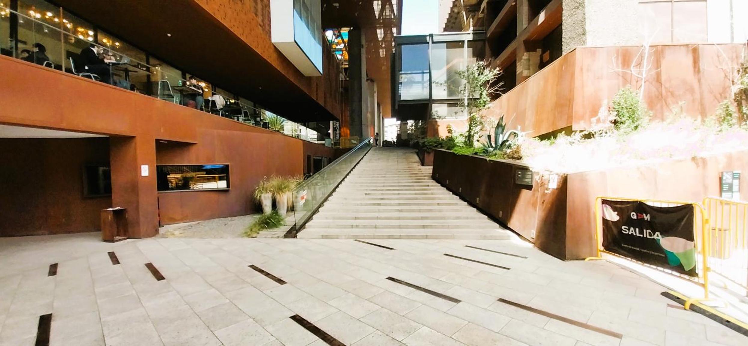 Apt Barrio Histórico 3 min Metro, Wifi, Netflik, Comodidad
