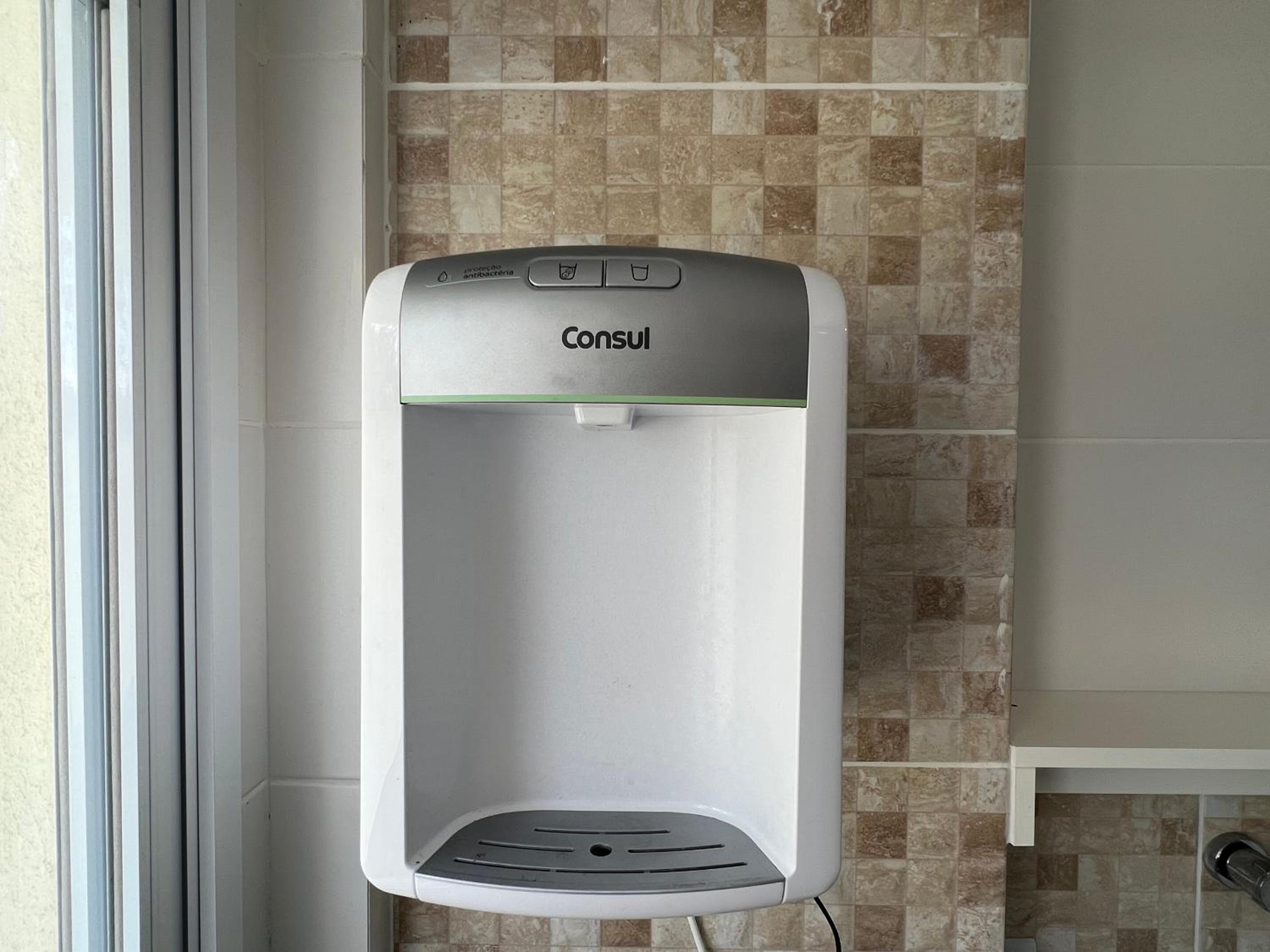 Ap Top Canasvieiras 01 - Apartamento em Canasvieiras com piscina e 2 garagens