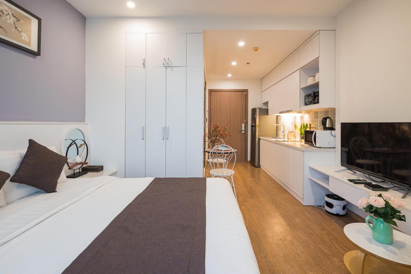 BOM HOMES- VINHOMES GREENBAY- Service Apartment