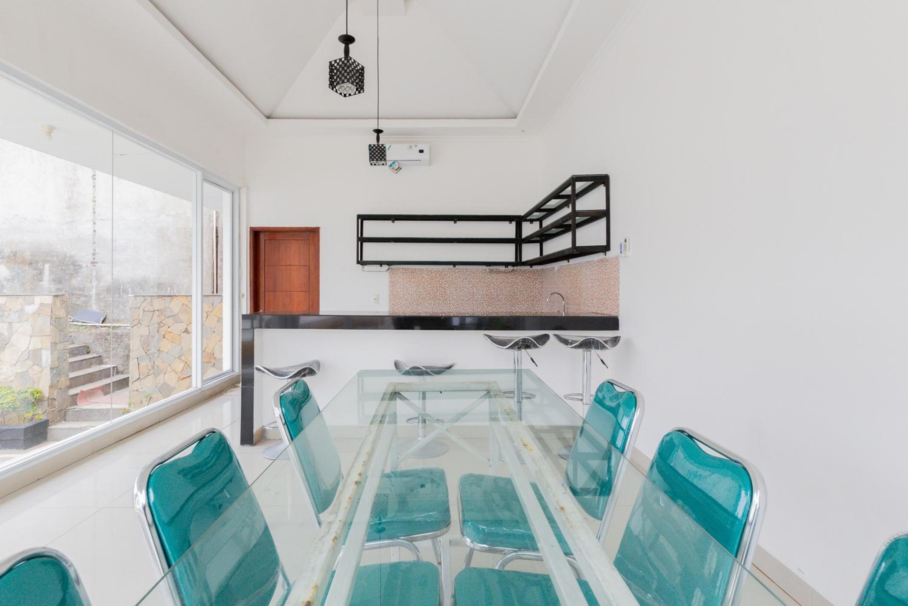 meeting & event spaces