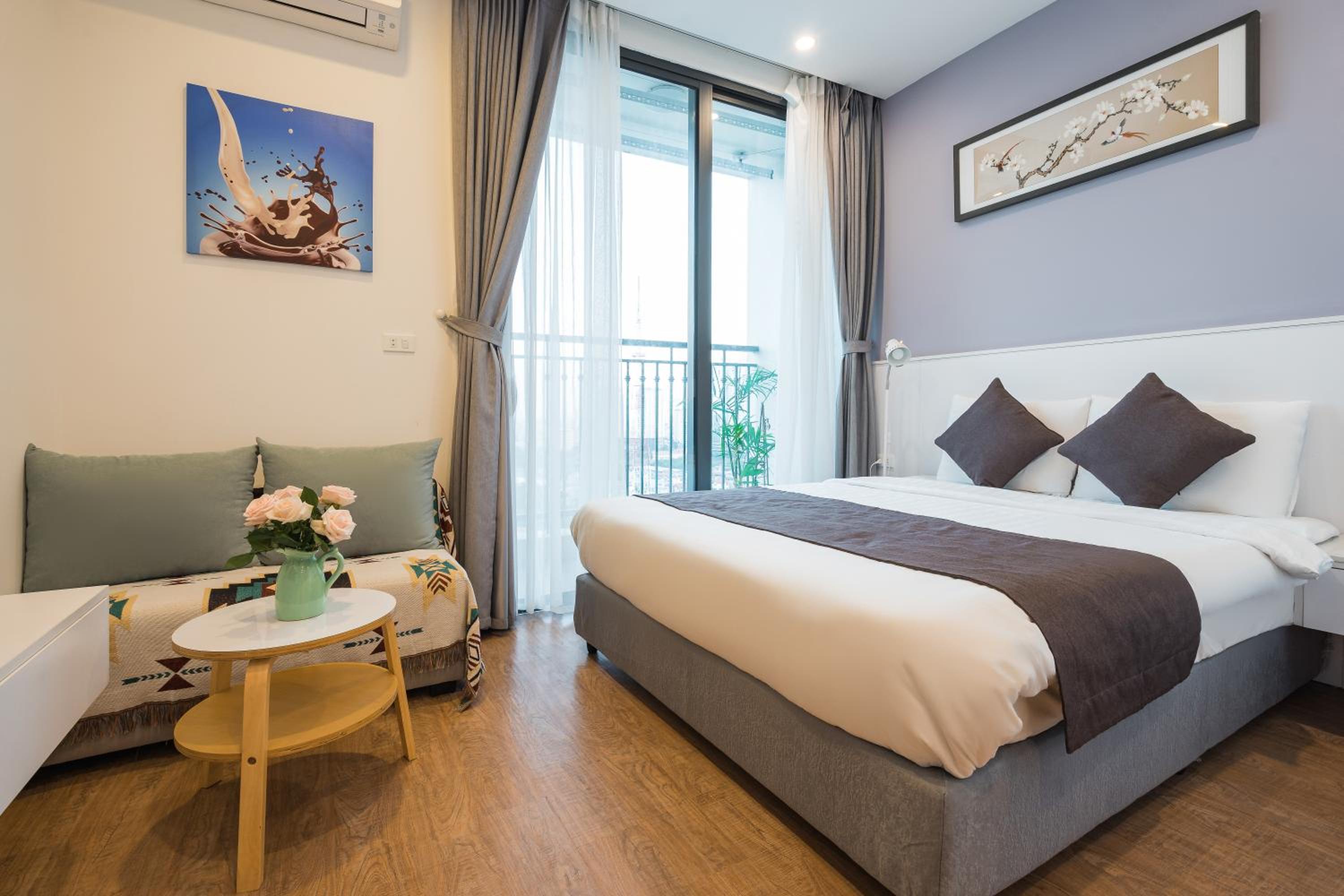 BOM HOMES- VINHOMES GREENBAY- Service Apartment