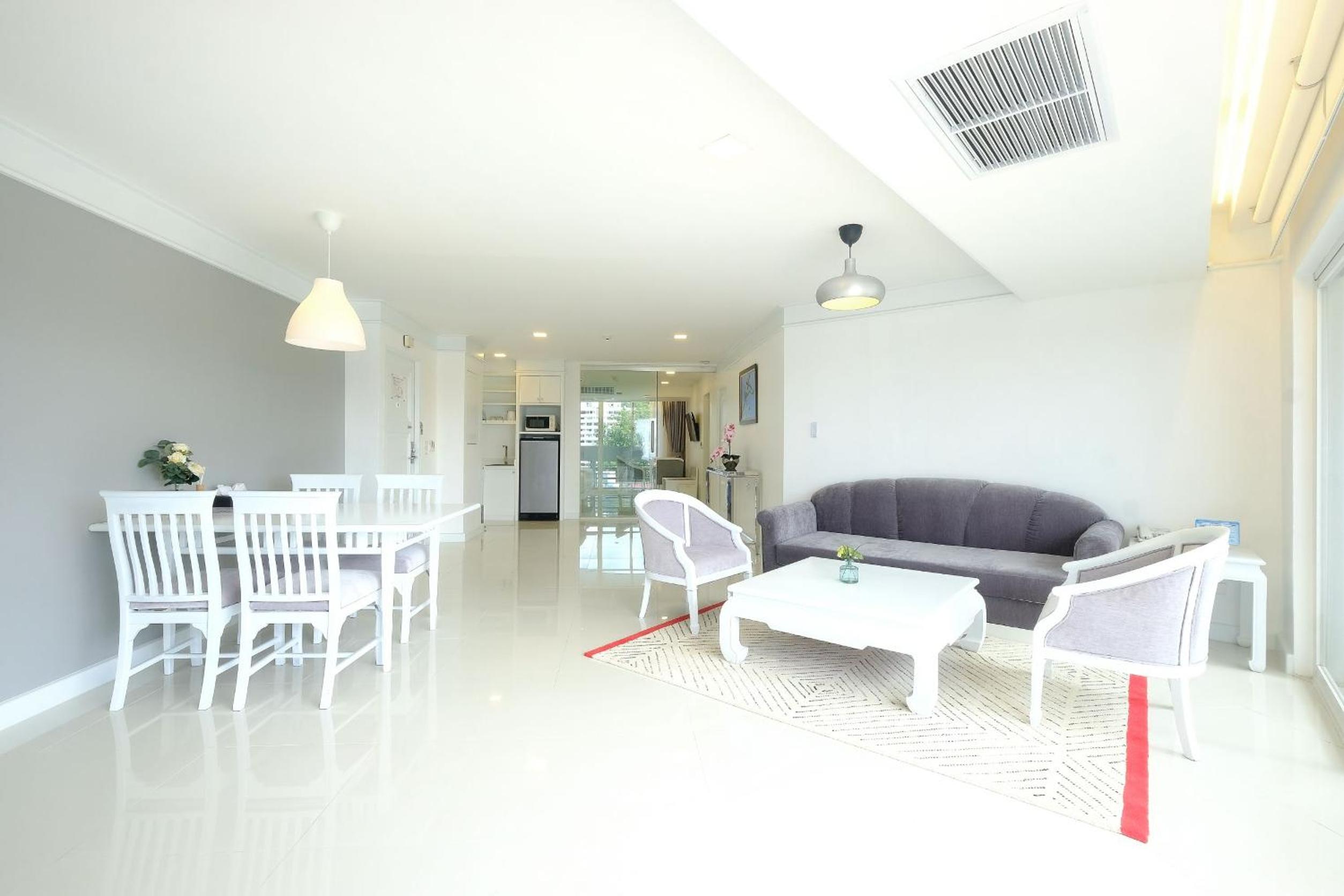 Andaman Beach Suites Hotel, Patong Phuket — photo 73