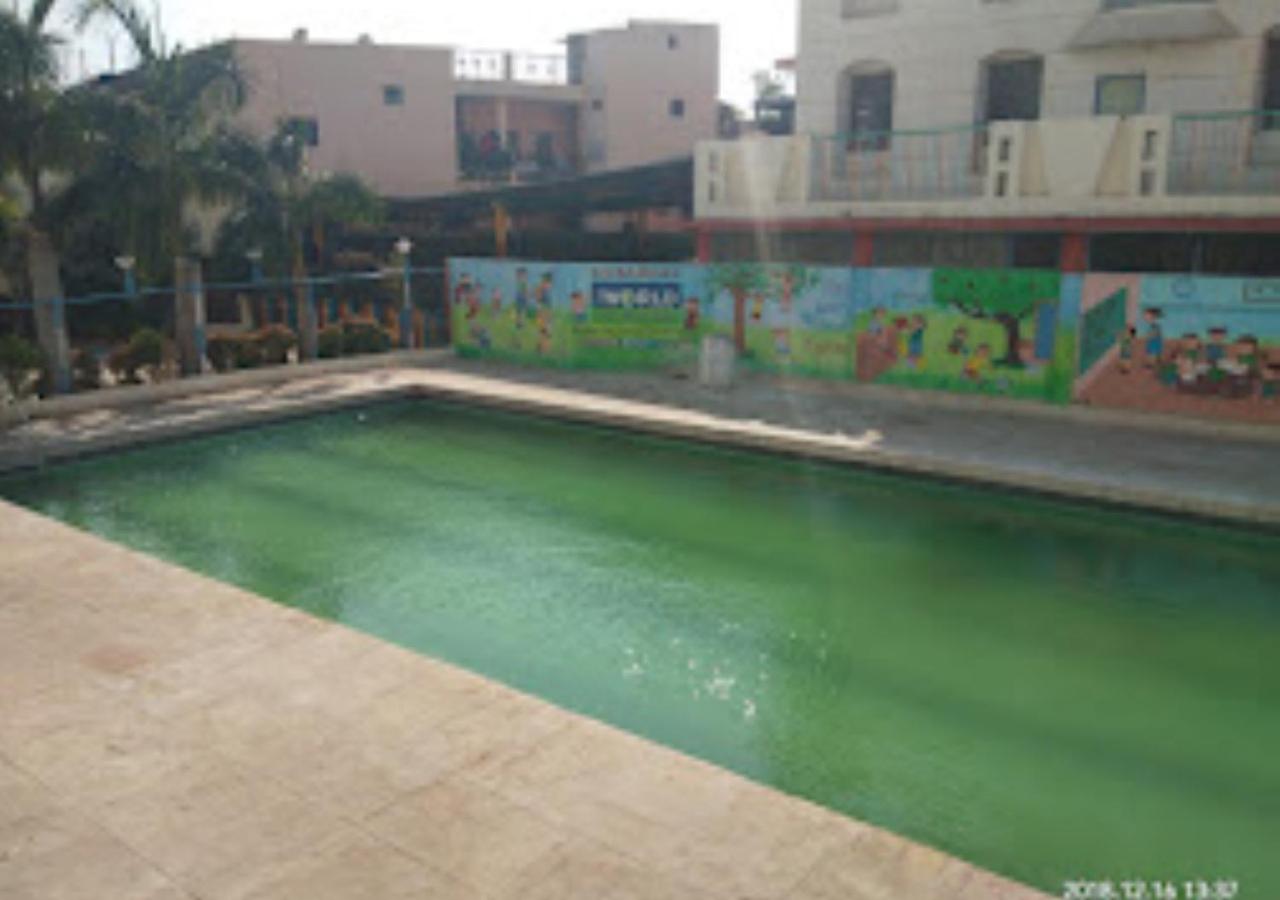 Photo 12