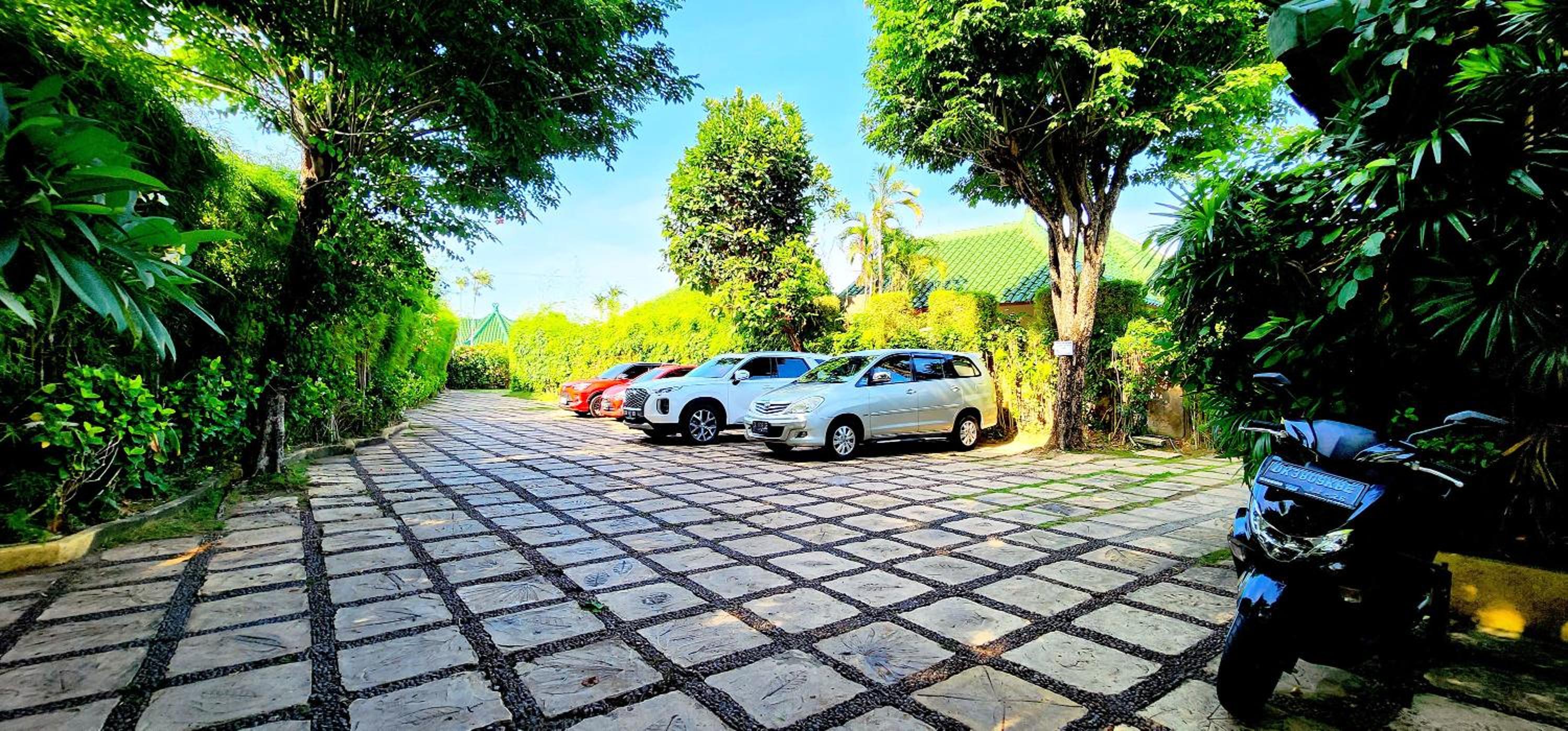 Bali Emerald Apartments