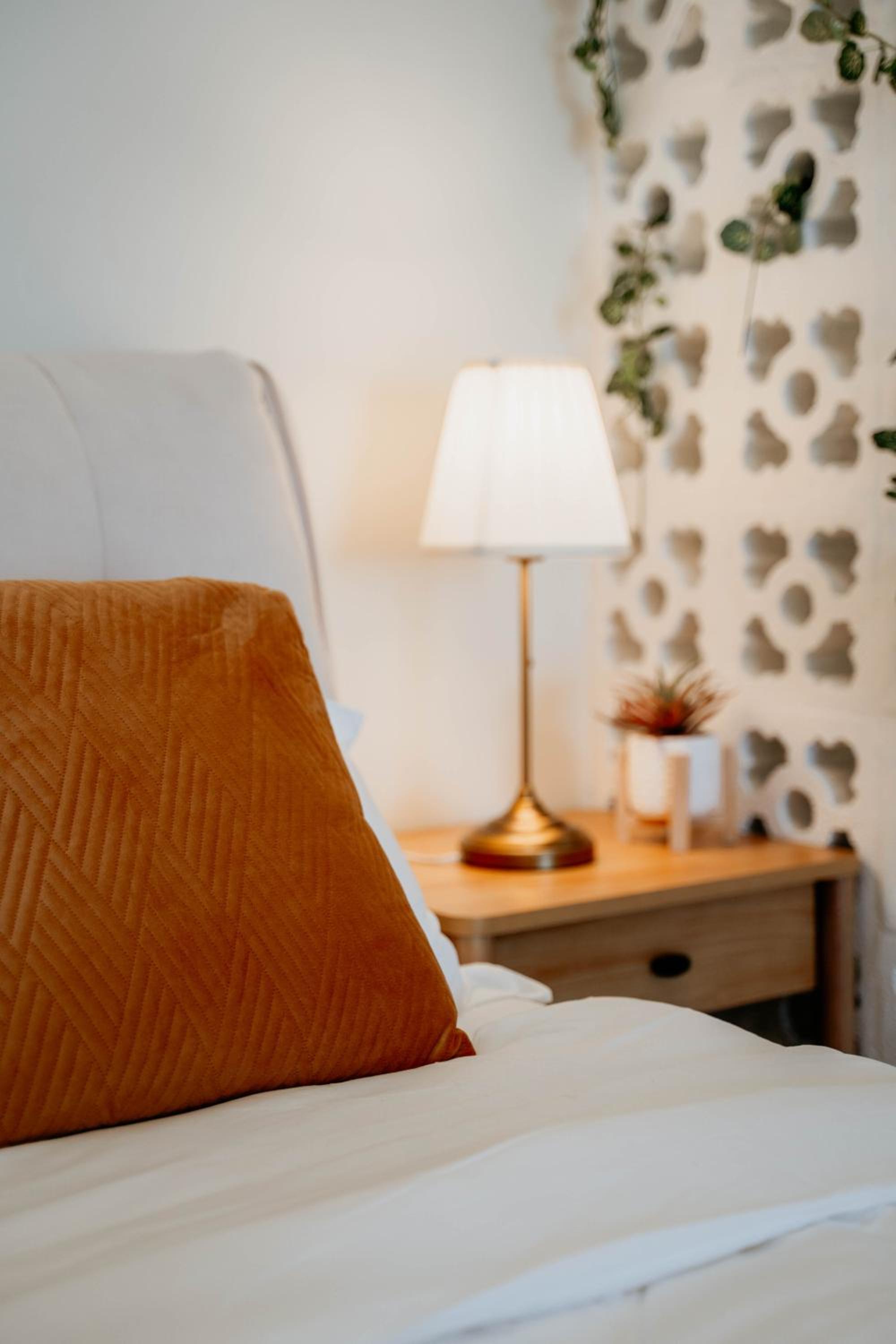 Mount Austin Muji Style 4pax Deluxe Room by Our Stay
