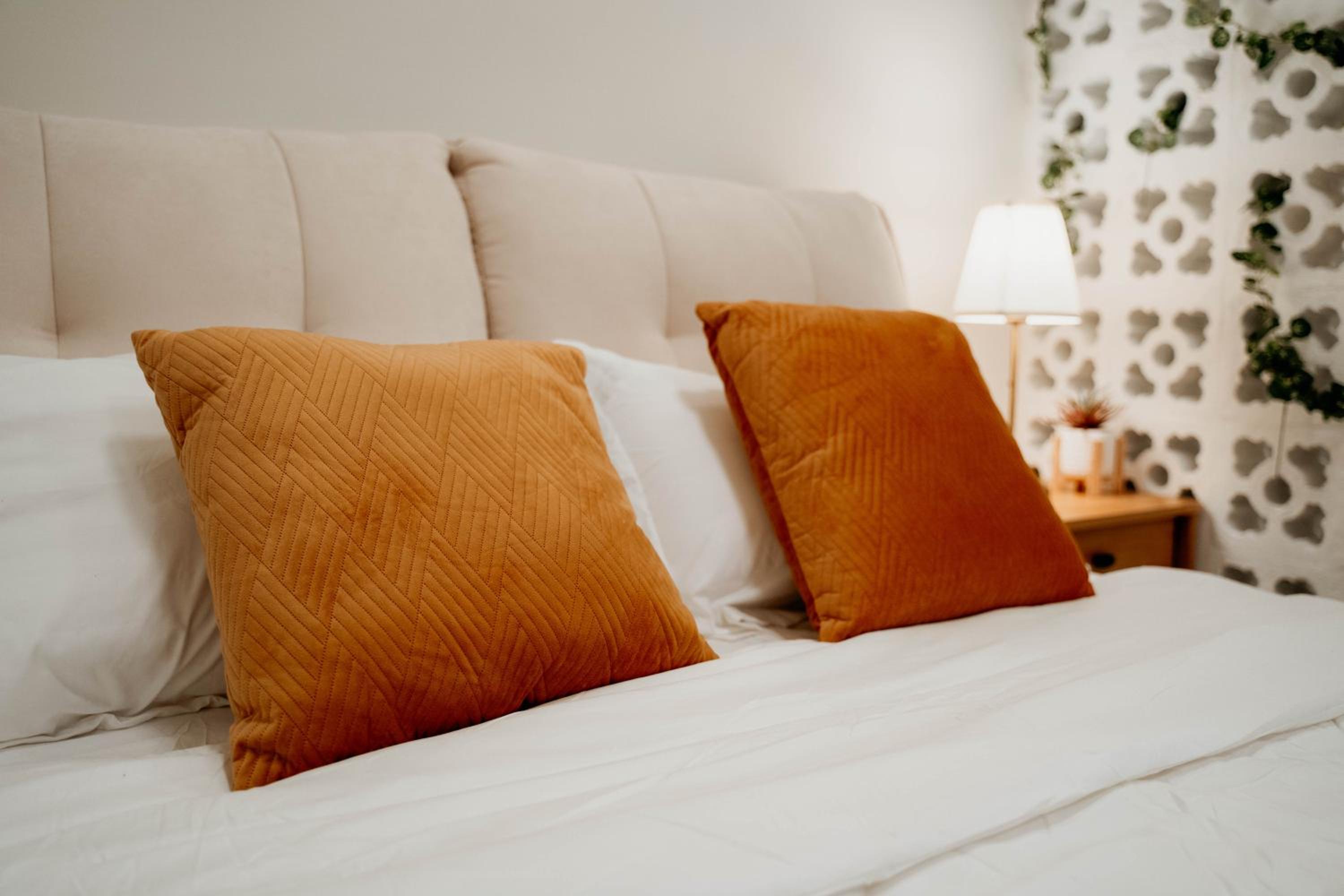 Mount Austin Muji Style 4pax Deluxe Room by Our Stay