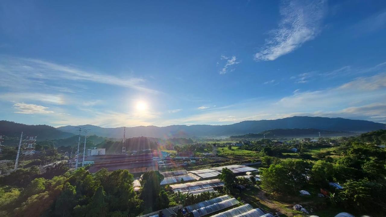 RHR Deluxe GuestHouse Kinarut Papar Sabah - Mountain View photo 6