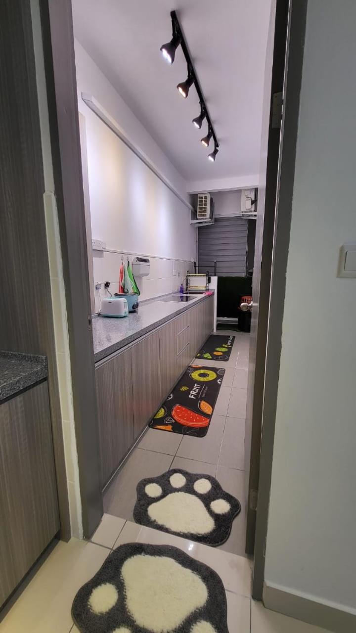 RHR Deluxe GuestHouse Kinarut Papar Sabah - Mountain View