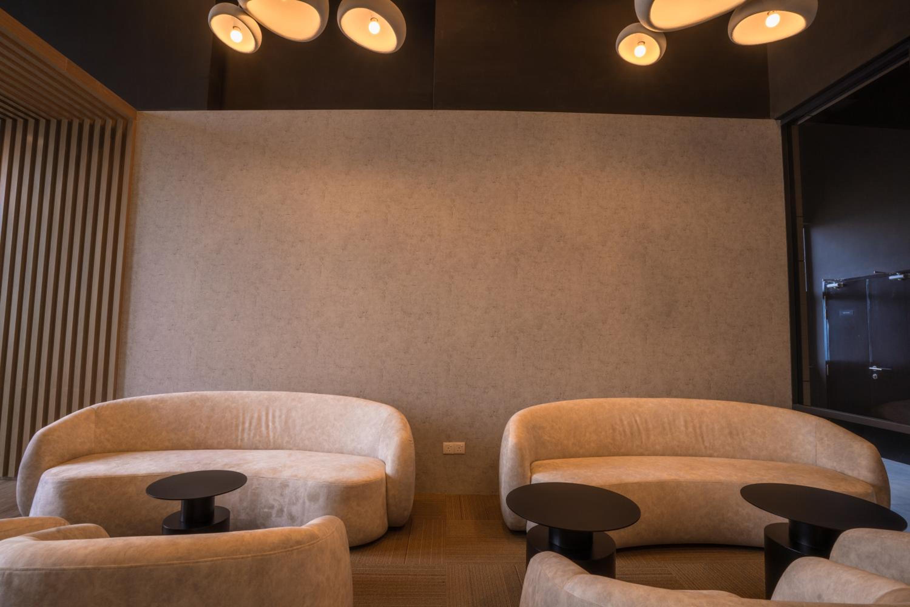 Societe Suites By iHost Global